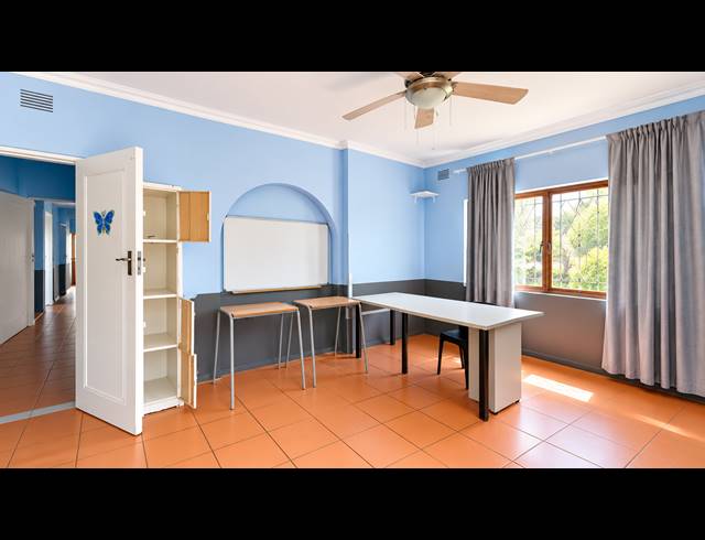 444M² MEDICAL SUITE FOR SALE IN WESTVILLE